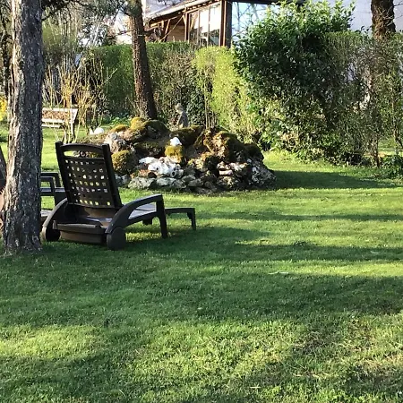 Au Petit Bonheur *